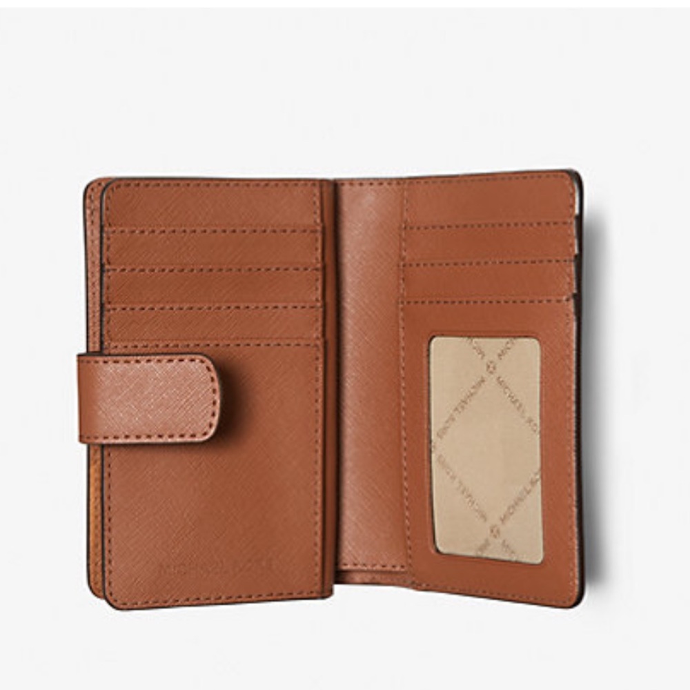 Michael Medium Crossgrain Leather Bifold Wallet
Luggage 
NWT - Picture 2 of 16